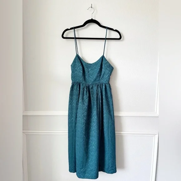 NWT Showpo Entire Love Midi Dress in Emerald Jacquard sz US 4 - Picture 2 of 6